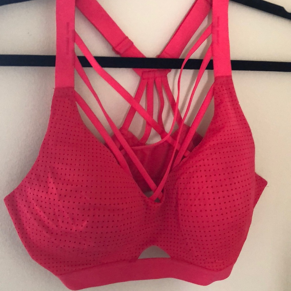 VS Sports Bra